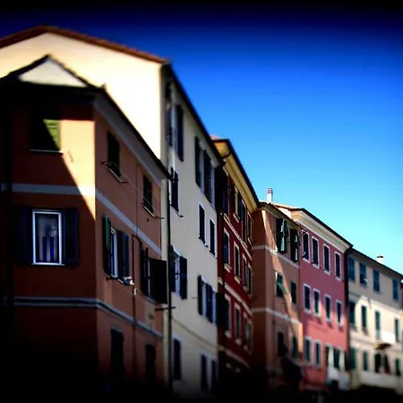 About Italy Holiday بورتوفينيري